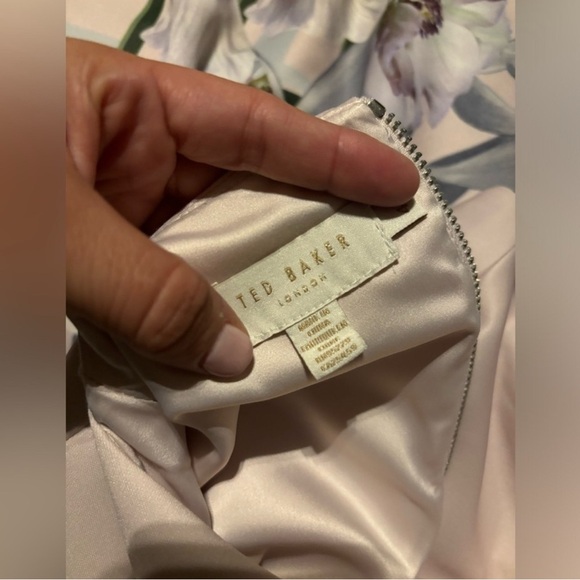 Ted baker Hailey Everglade printed bodycon dress size 2 (medium) - Picture 4 of 4